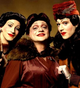 Le sorelle Marinetti, protagoniste con Arella Reggi di "Sciantose, eccentriche e dive del microfono"