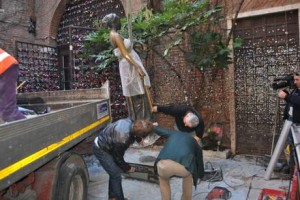 Rimossa a Verona la statua di Giulietta