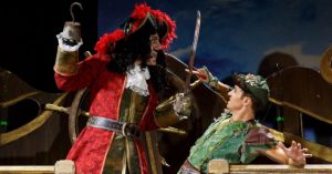Peter-Pan e Capitan uncino