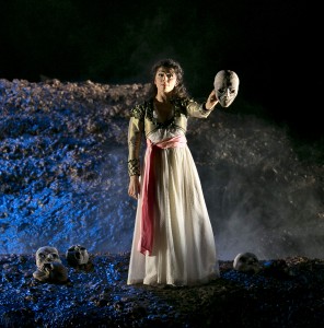 Rosario (Giuseppina Piunti) in Goyescas ┬® Ramella e  Giannese, Teatro Regio di Torino